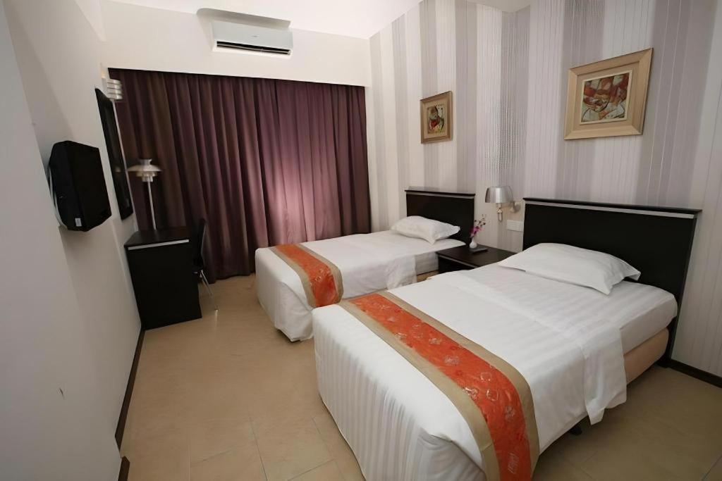 Ritz Garden Hotel Ipoh Exterior foto